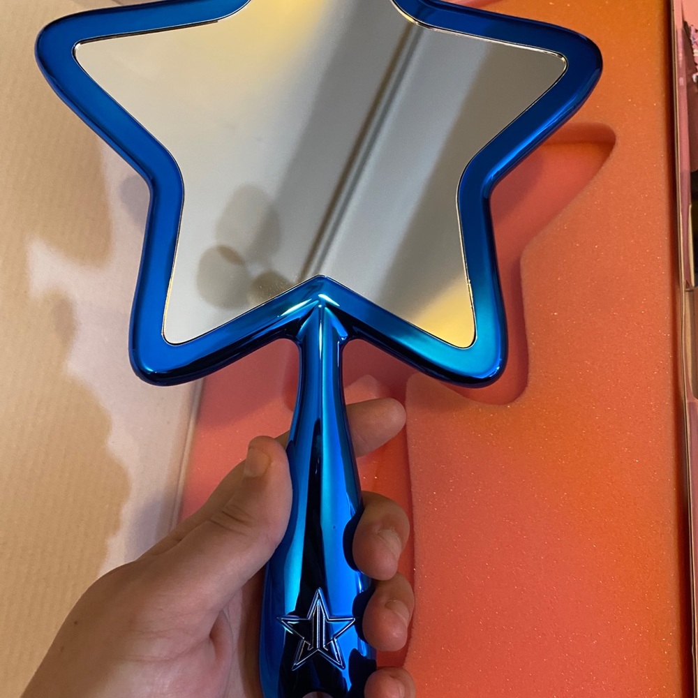 Jeffree star mirror
